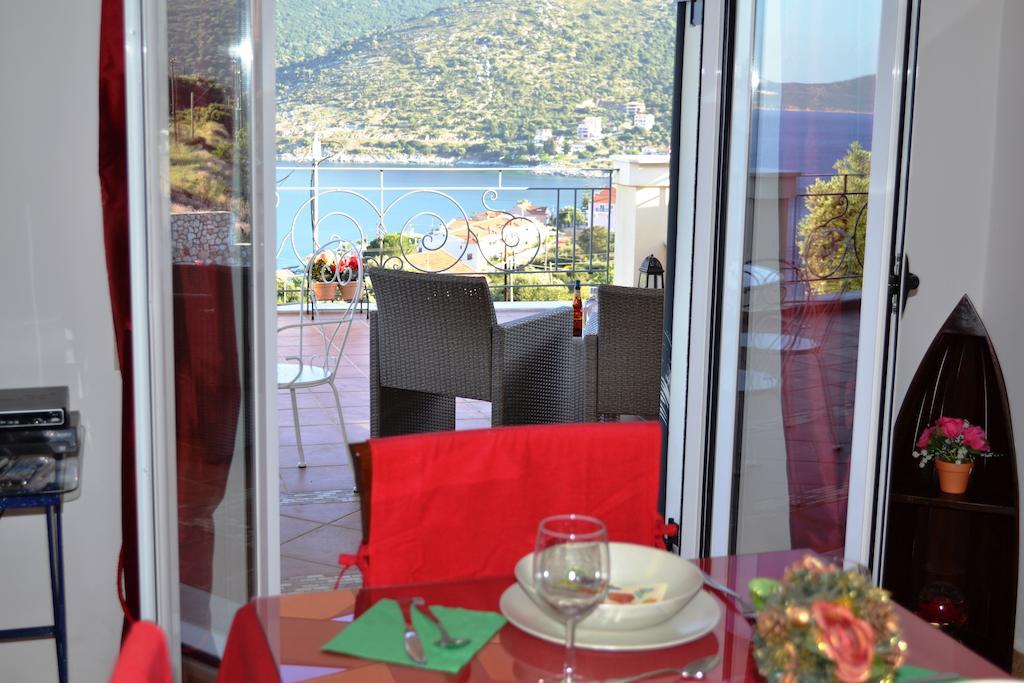 Verde E Mare Agia Efimia Habitación foto