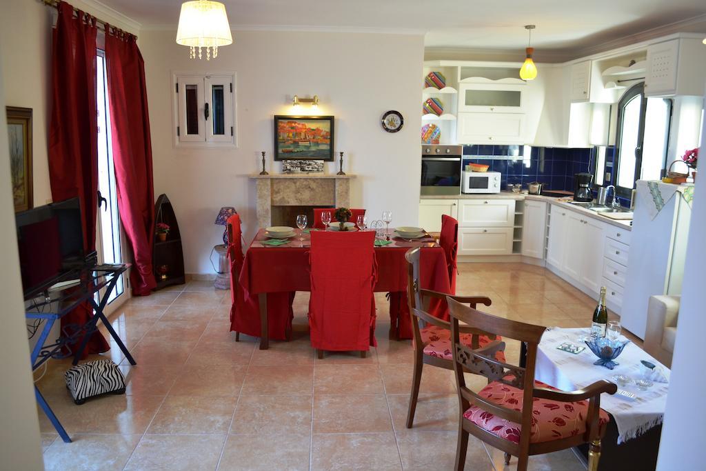 Verde E Mare Agia Efimia Habitación foto
